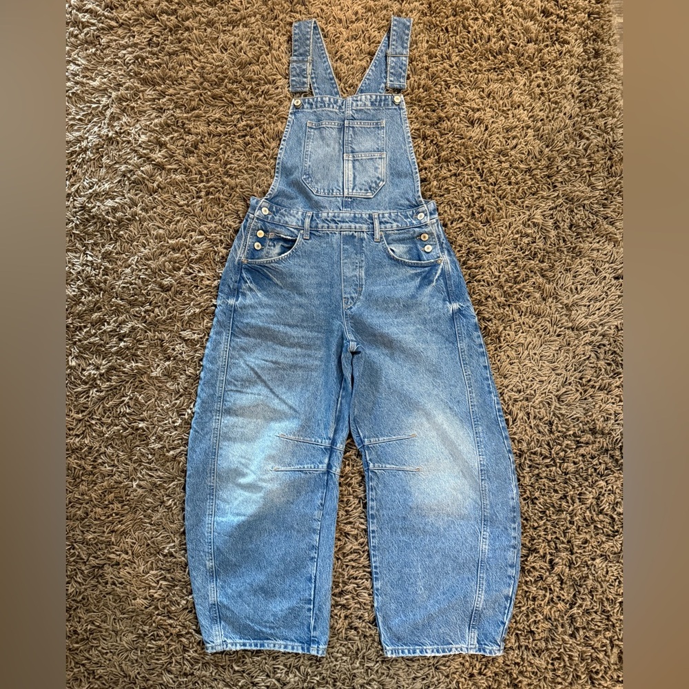 Free People We the Free Good Luck Barrel Overalls, size Small, EUC
